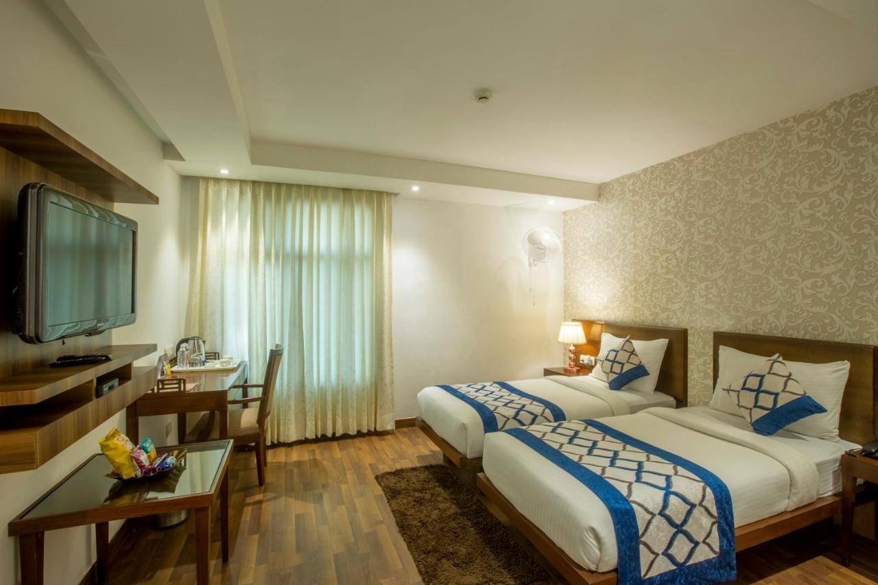 Arch Plaza - Near Yashobhoomi Convention Centre Dwarka Hotel