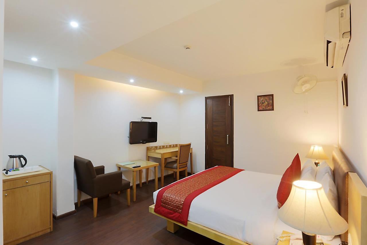 होटल Arch Plaza - Near Yashobhoomi Convention Centre Dwarka